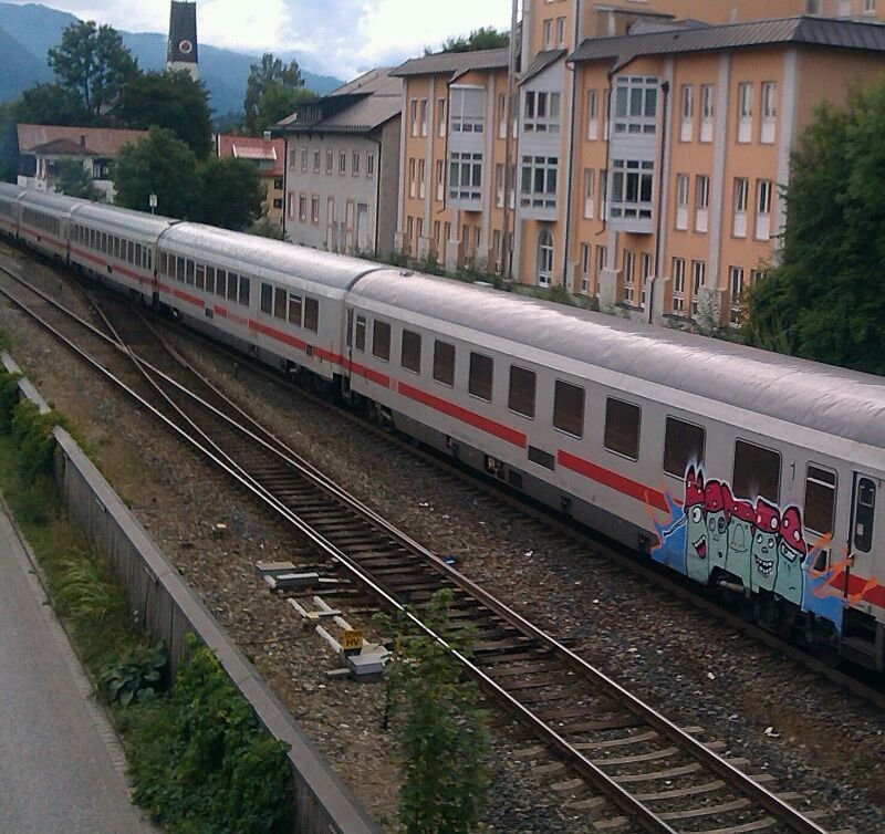 Graffiti Train - Photo by deringo - Lebt, Pilz, Kaot