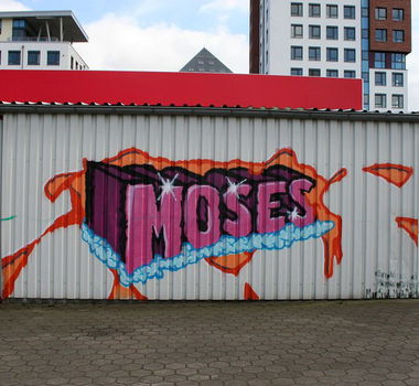 Graffiti Wall - Photo by deringo - moses