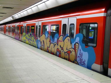 Graffiti Train - Photo by deringo