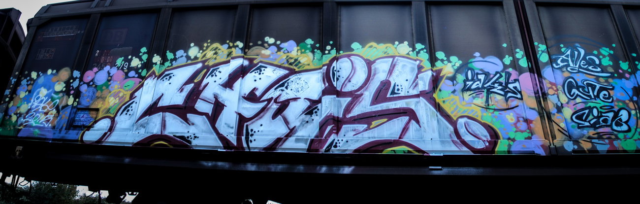 Graffiti Photo by derkommissar - chois (2015)
