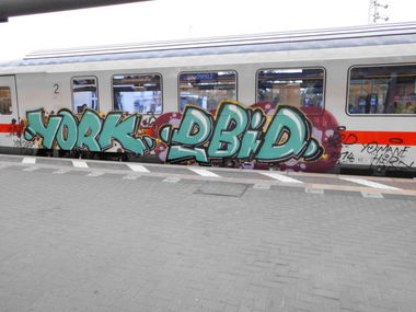 Graffiti Train - Photo by derschmock - York, Ebid, KFA (2014)