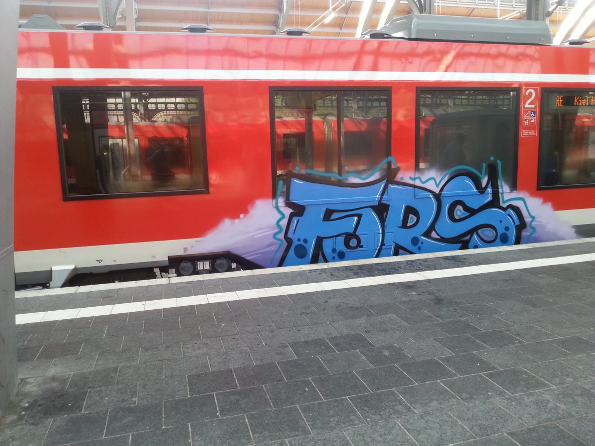 Graffiti Wall - Photo by derschmock (2014)