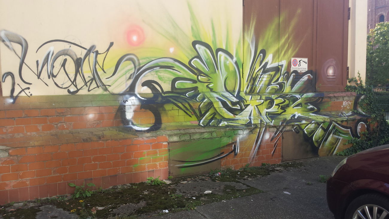 Graffiti Wall - Photo by derschmock - EXER, EKSER