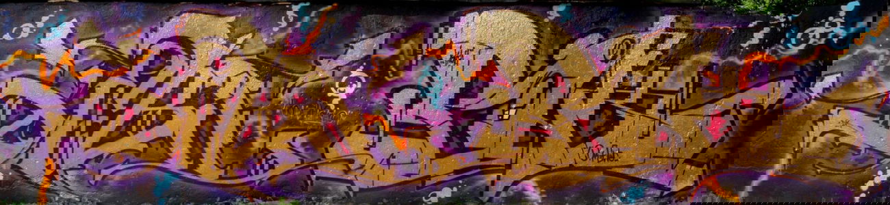 Graffiti Wall - Photo by destro - destro