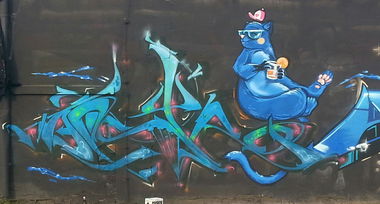 Graffiti Wall - Photo by destro