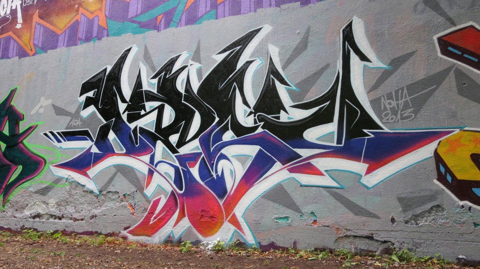 Graffiti Wall in Mulhouse - Photo by desu - desu (2013)