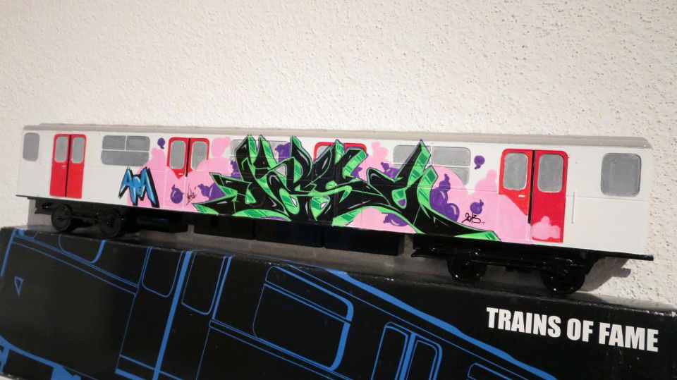 Graffiti Sketch - Photo by desu - desu (2013)