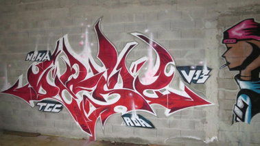 Graffiti Wall in Lutterbach - Photo by desu - desu (2013)