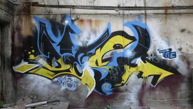 Graffiti Wall in Mulhouse - Photo by desu - desu (2013)