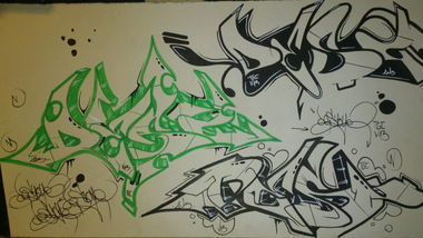 Graffiti Sketch - Photo by desu - desu (2013)