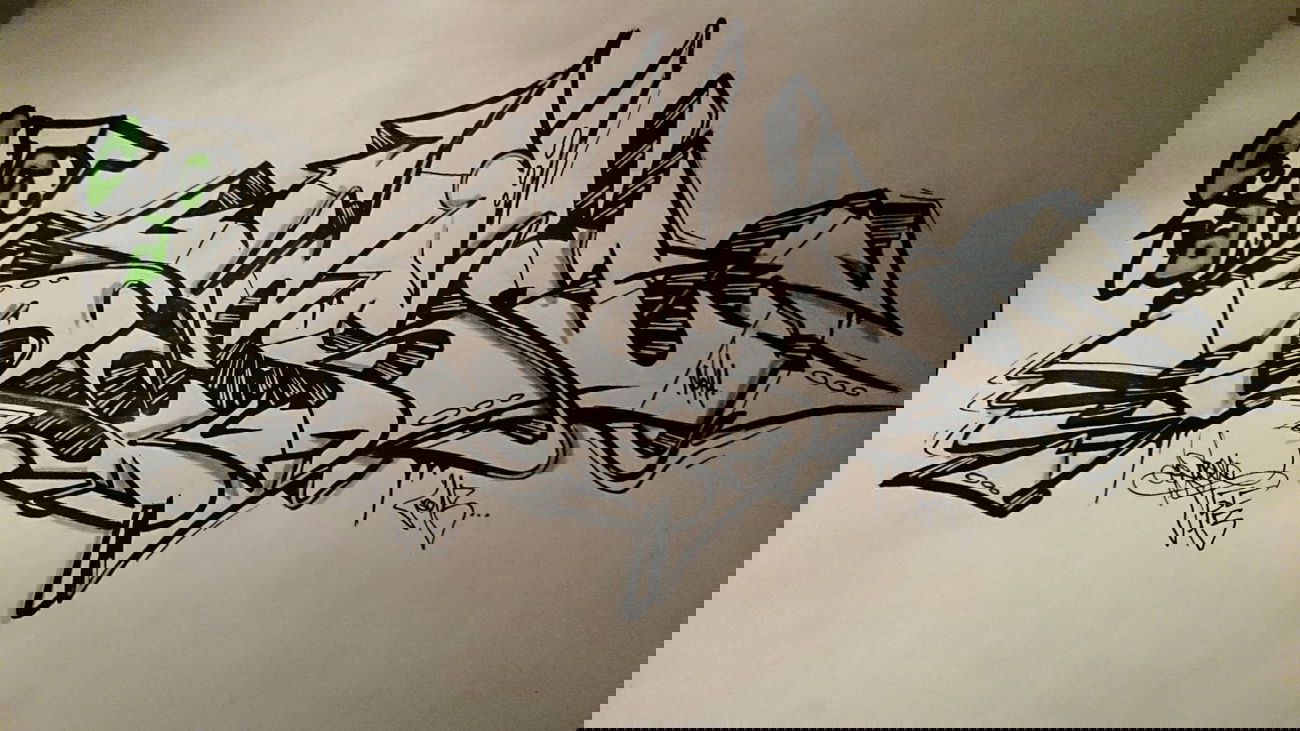 Graffiti Sketch - Photo by desu (2013)