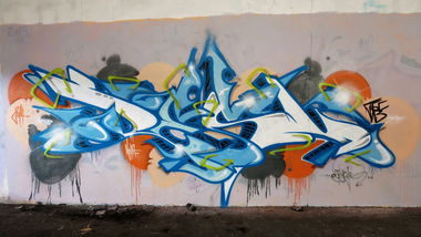 Graffiti Wall - Photo by desu - desu (2013)