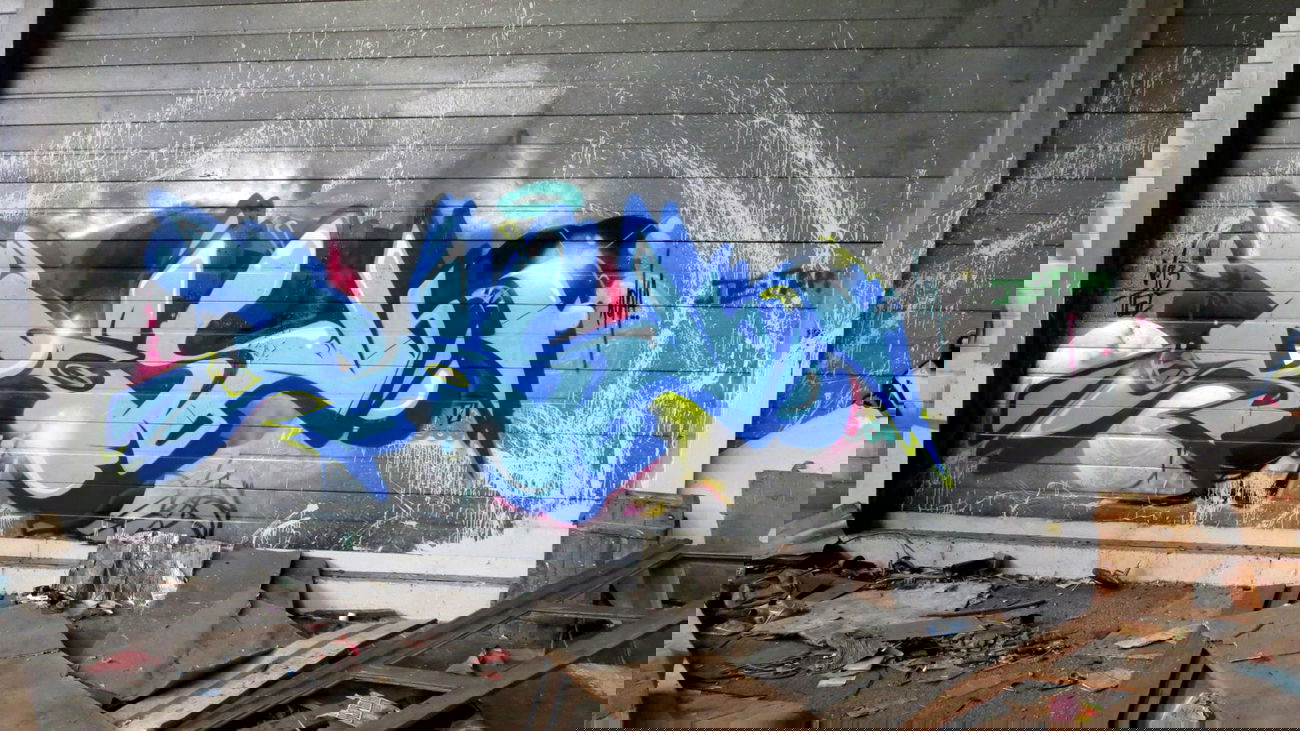 Graffiti Wall - Photo by desu - desu (2014)