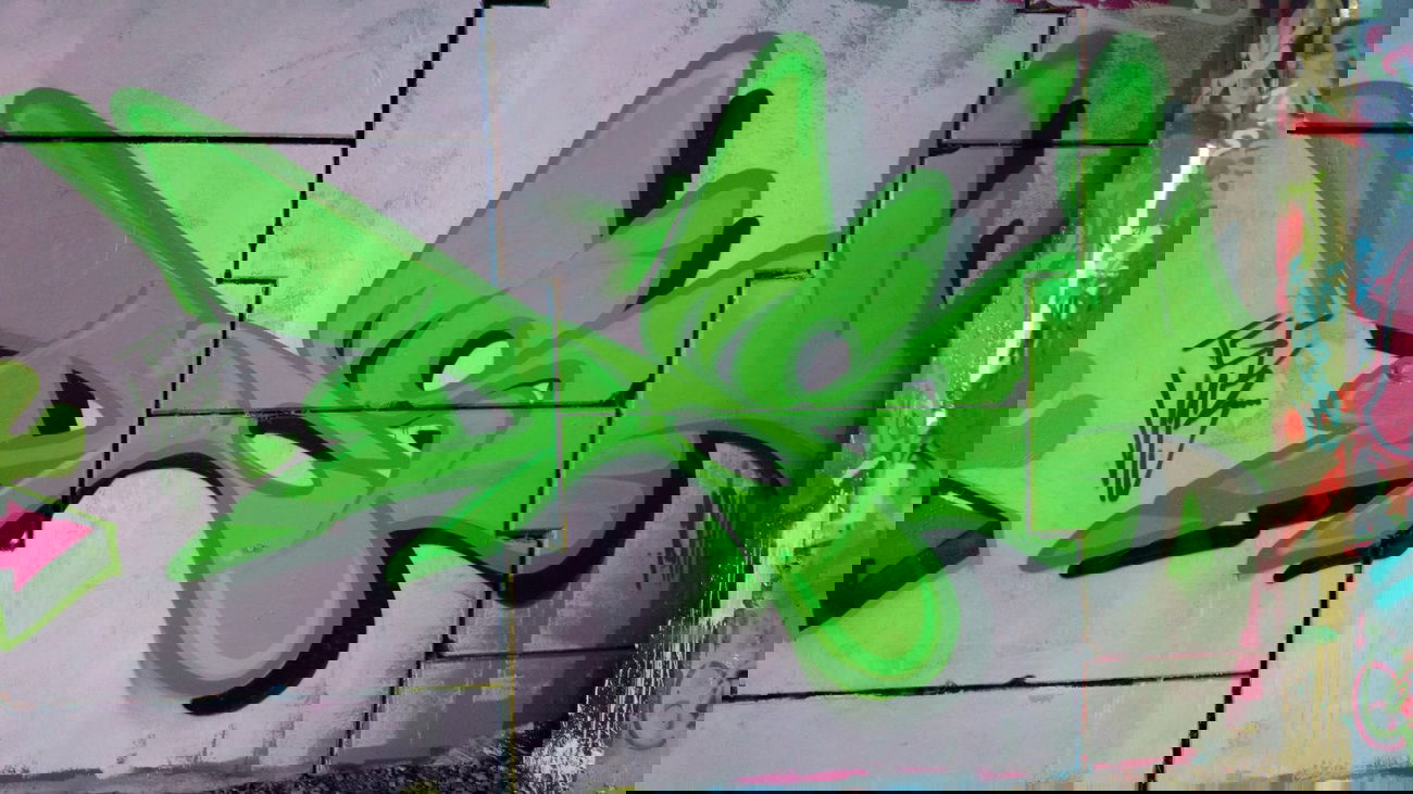 Graffiti Wall - Photo by desu - desu (2014)