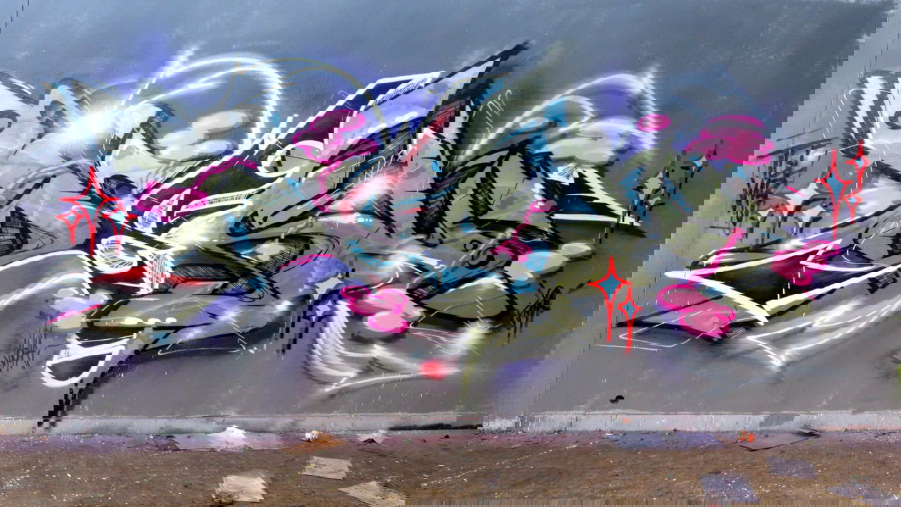 Graffiti Wall - Photo by desu - desu (2014)