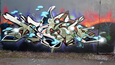 Graffiti Wall - Photo by desu - desu (2014)