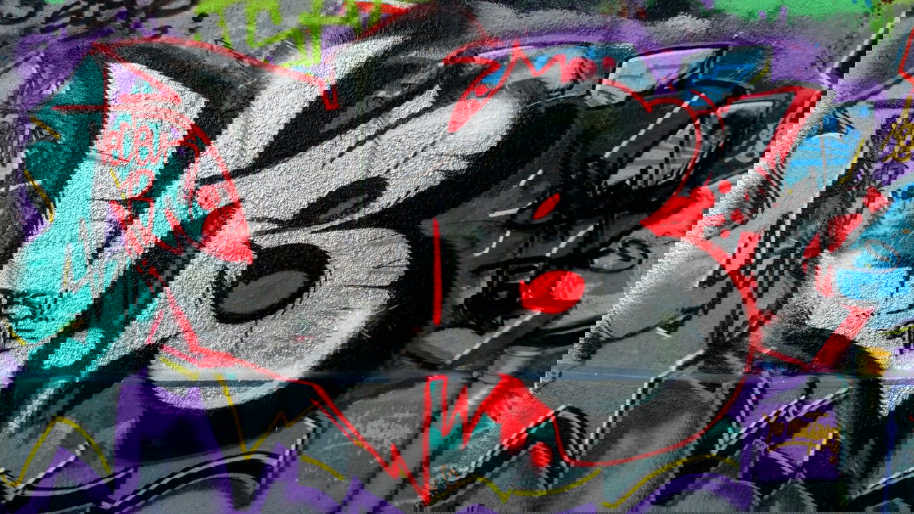 Graffiti Wall - Photo by desu - desu (2014)