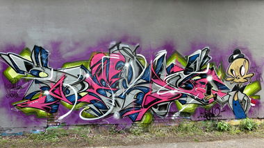 Graffiti Wall - Photo by desu - desu (2014)