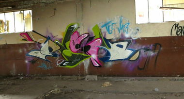 Graffiti Wall - Photo by desu - desu (2014)