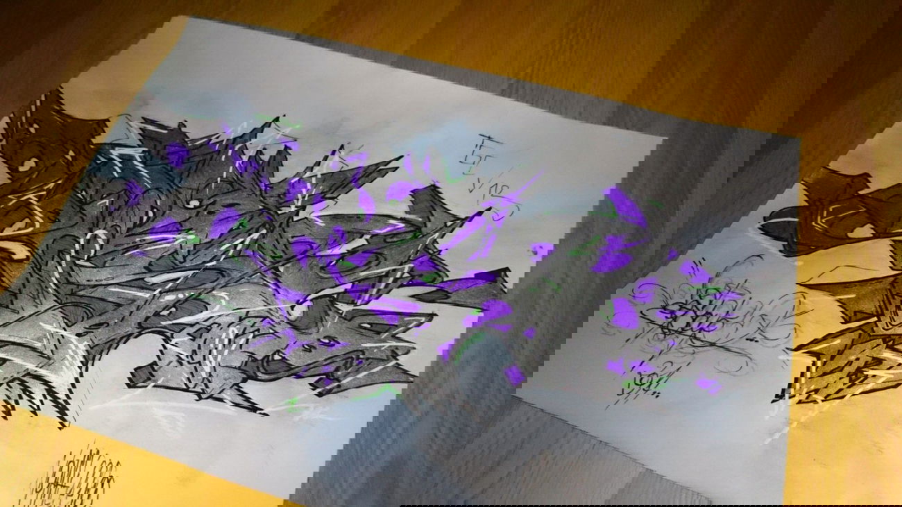 Graffiti Sketch - Photo by desu - desu (2014)