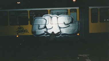Graffiti Train - Photo by dioe48 - dio, dioe, cys