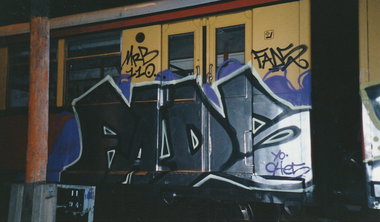Graffiti Train - Photo by dioe48 - fads, mrb, cys