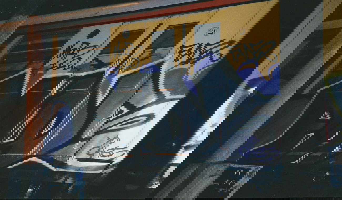 Graffiti Train - Photo by dioe48 - fads, mrb, cys