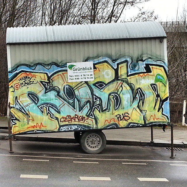 Graffiti Bombing - Photo by dioe48 - Rost