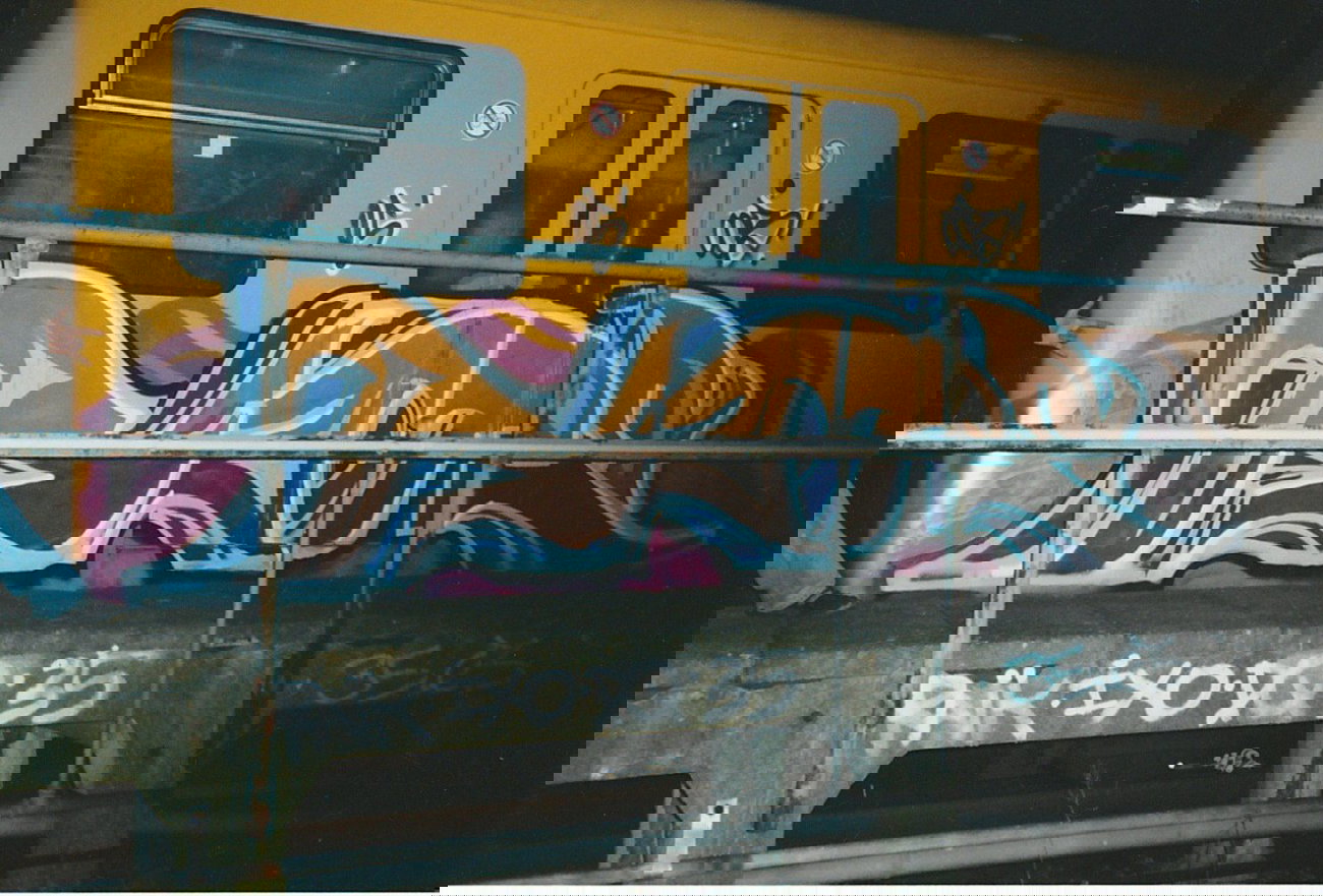 Graffiti Train - Photo by dioe48 - rape, ocb (2005)