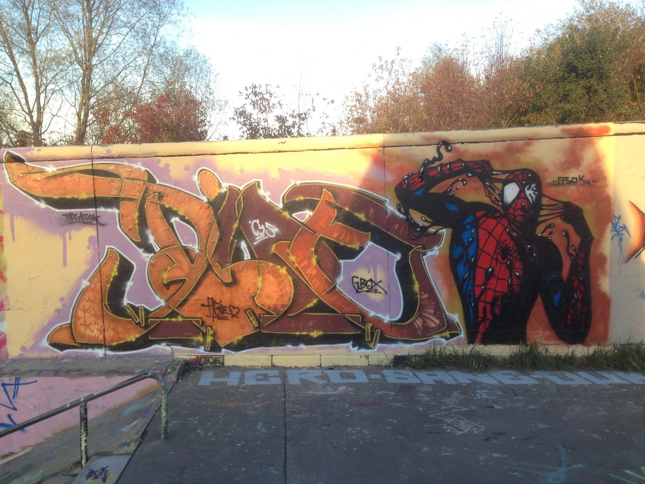 Graffiti Wall - Photo by dioe48 - Dioe, asok