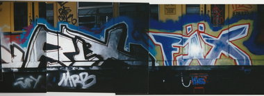 Graffiti Train - Photo by dioe48 - rix, riks, feks (2004)