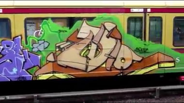 Graffiti Train - Photo by dioe48 - Dioe, dio