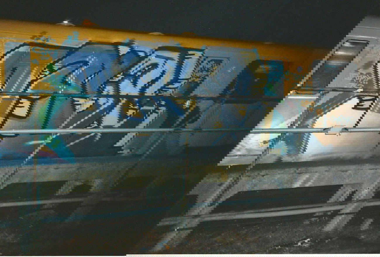 Graffiti Train - Photo by dioe48 - mr.lee, cys, cmk