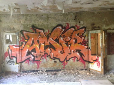 Graffiti Wall - Photo by dirtistajl - ahnl (2014)