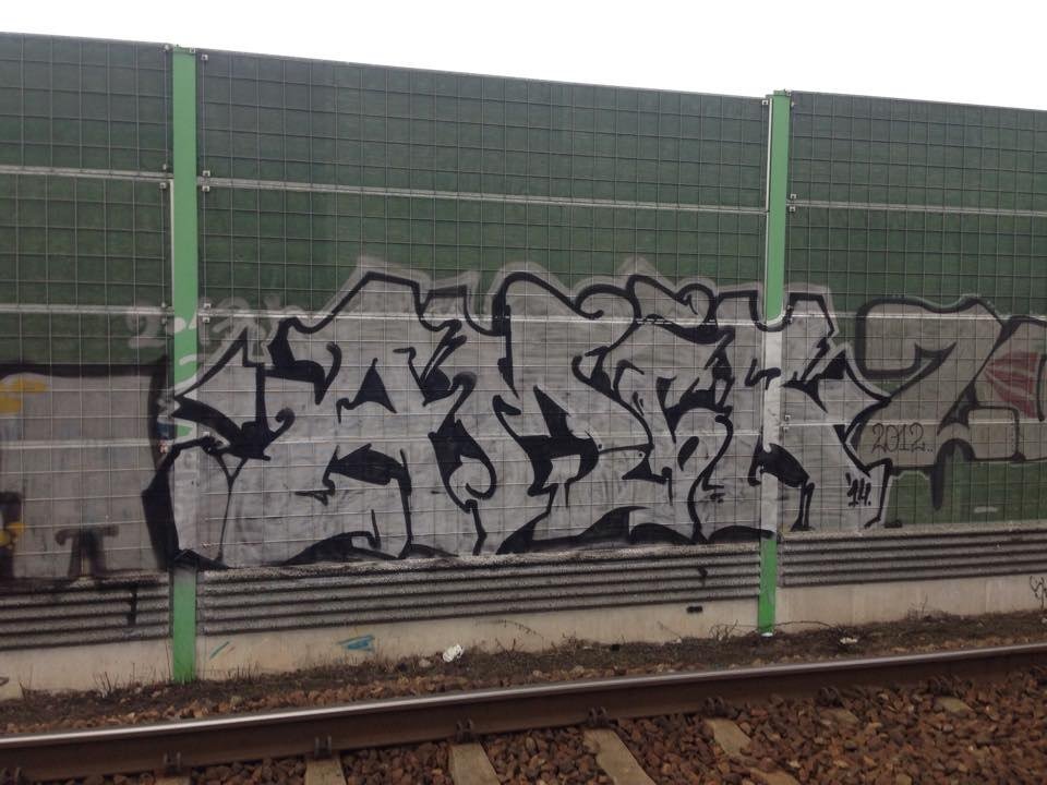 Graffiti Wall - Photo by dirtistajl - amir (2014)