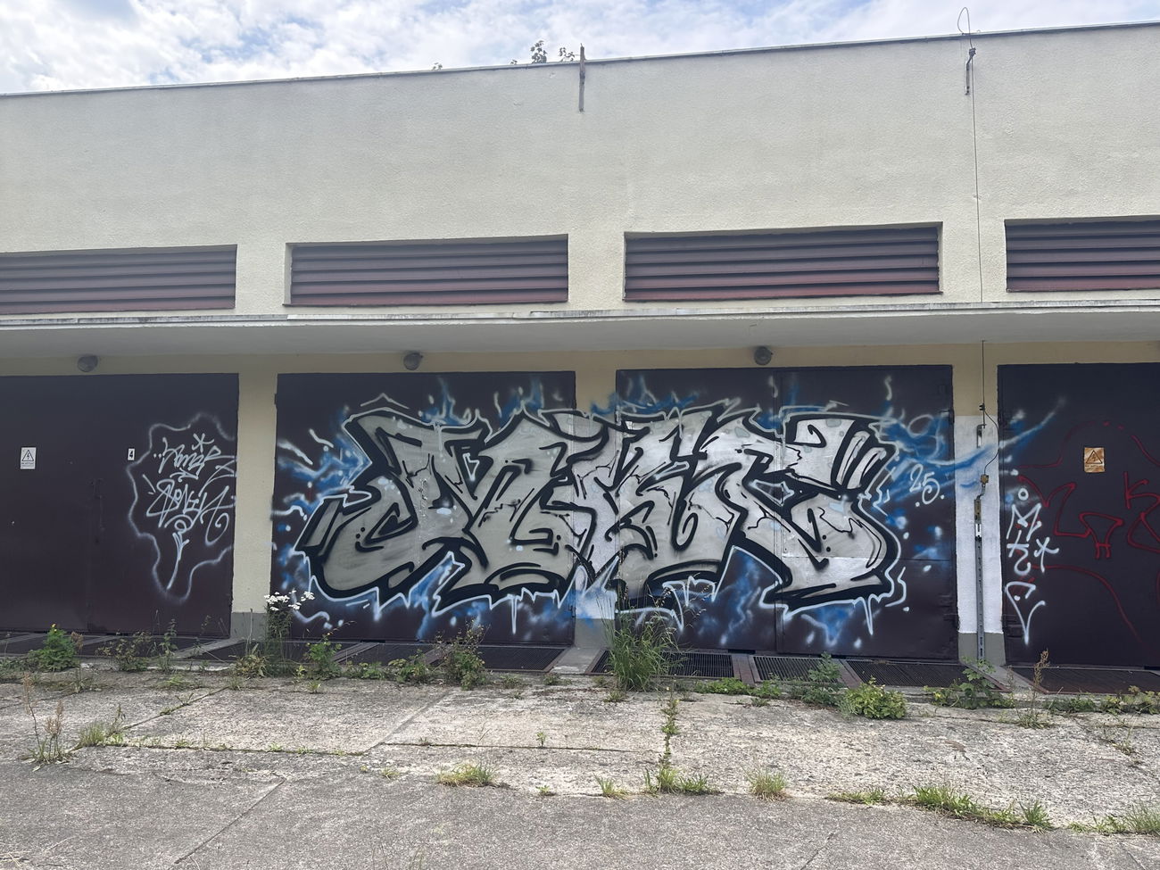 Graffiti Wall in Polska - Photo by dirtistajl - MKC (2025)