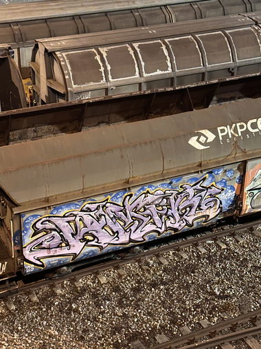 Graffiti Train in Warsaw - Photo by dirtistajl (2023)