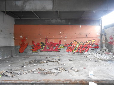 Graffiti Wall - Photo by dirts