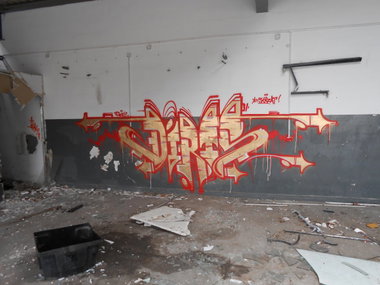 Graffiti Wall - Photo by dirts - Dirts (2013)
