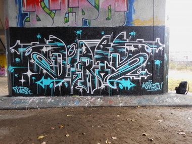 Graffiti Wall - Photo by dirts - Dirts (2013)