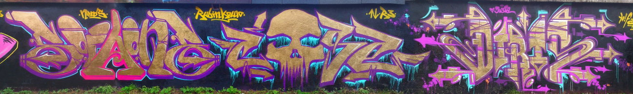 Graffiti Wall - Photo by dirts - Soiaone, Case, Dirts (2013)