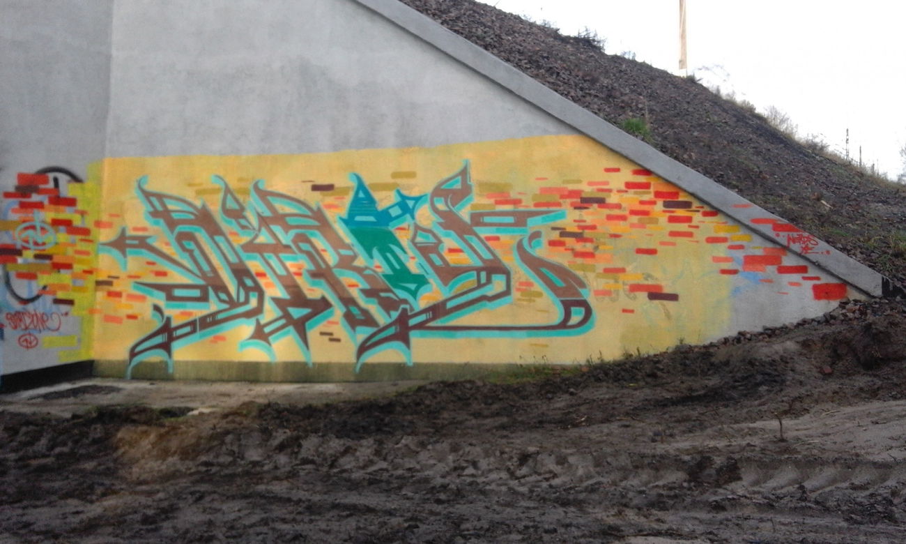 Graffiti Photo by dirts - Dirtyone, Dirty, Nerds (2015)