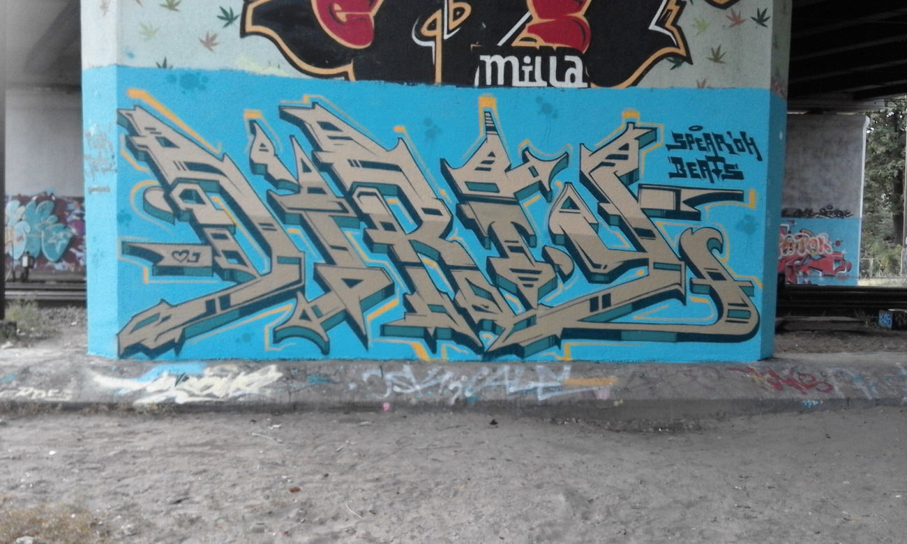 Graffiti Wall - Photo by dirts - Dirty, Nerds (2015)