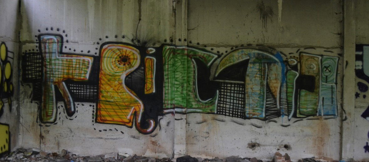 Graffiti Wall - Photo by dirtyartterror (2015)