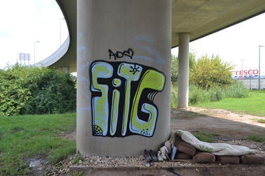 Graffiti Bombing - Photo by dirtyartterror - sitg, dat, rhl (2016)