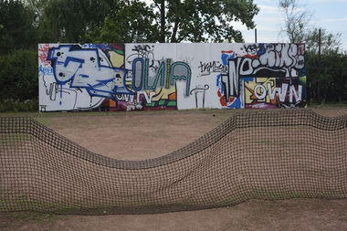 Graffiti Wall - Photo by dirtyartterror - CRAPE, INFO, TKMG (2017)