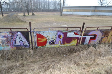 Graffiti Bombing - Photo by dirtyartterror - ADAT, DAT, HUNGARY (2015)