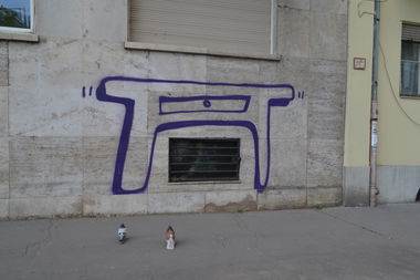 Graffiti Bombing - Photo by dirtyartterror - HOKEDLI, DAT, BUDAPEST (2016)