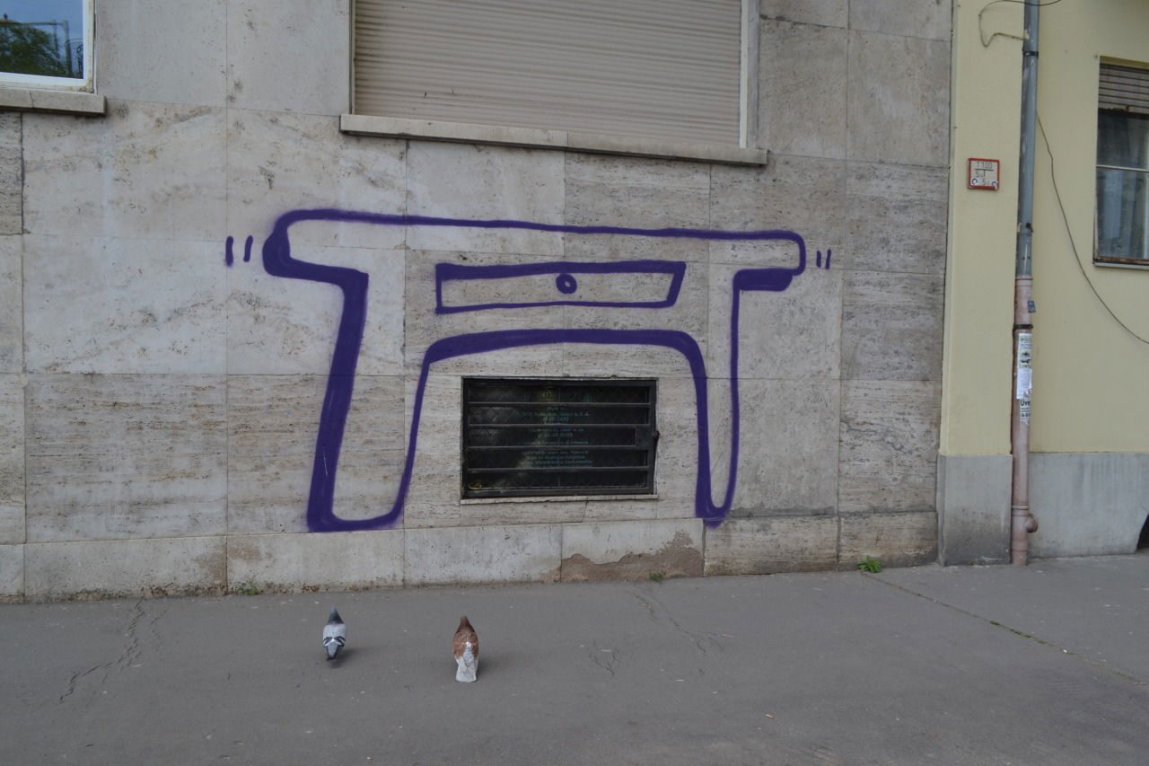 Graffiti Bombing - Photo by dirtyartterror - HOKEDLI, DAT, BUDAPEST (2016)