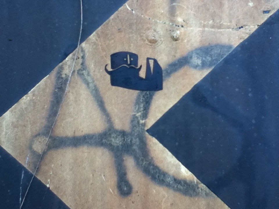 Graffiti Street Art - Photo by dirtyartterror - musztafa, dat (2015)